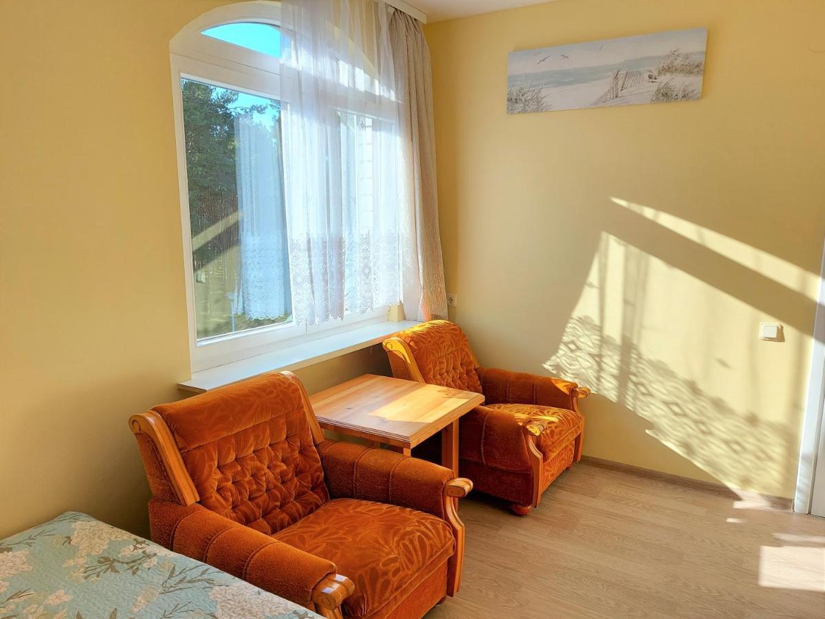 Neringa Guest House Palanga Buitenkant foto